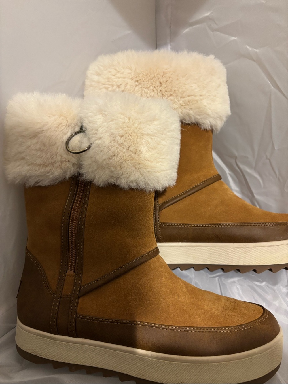 Koolaburra By UGG Size 7